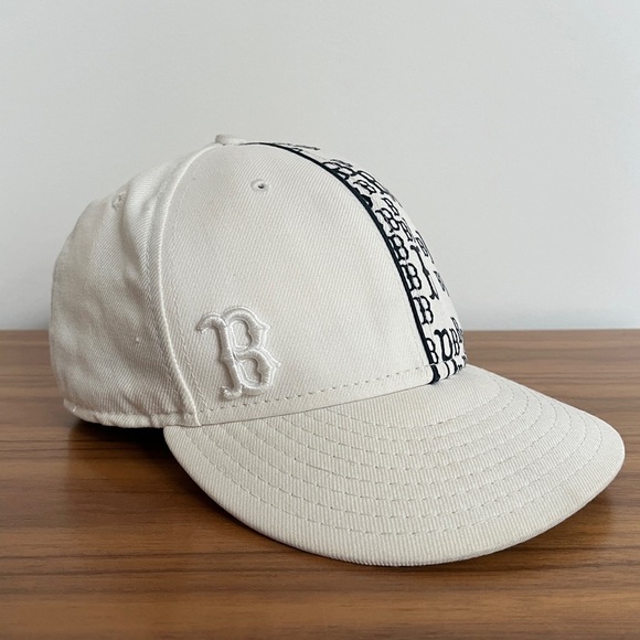 NEW ERA 59FIFTY Boston Red Sox MLB Fitted Baseball Cap Size 7 55.8 cm - Picture 2 of 16